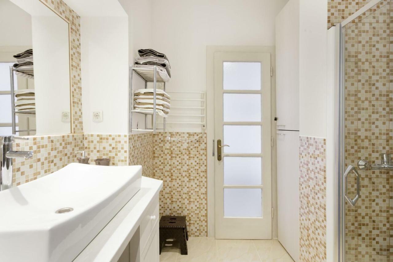 On The Coast-jere Apartman